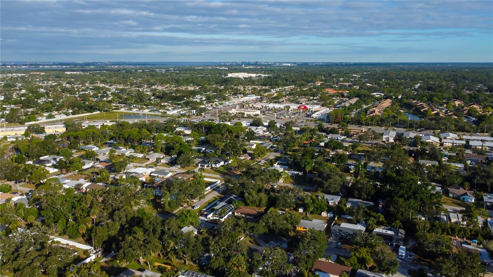 COLONIAL TERRACE - Residential