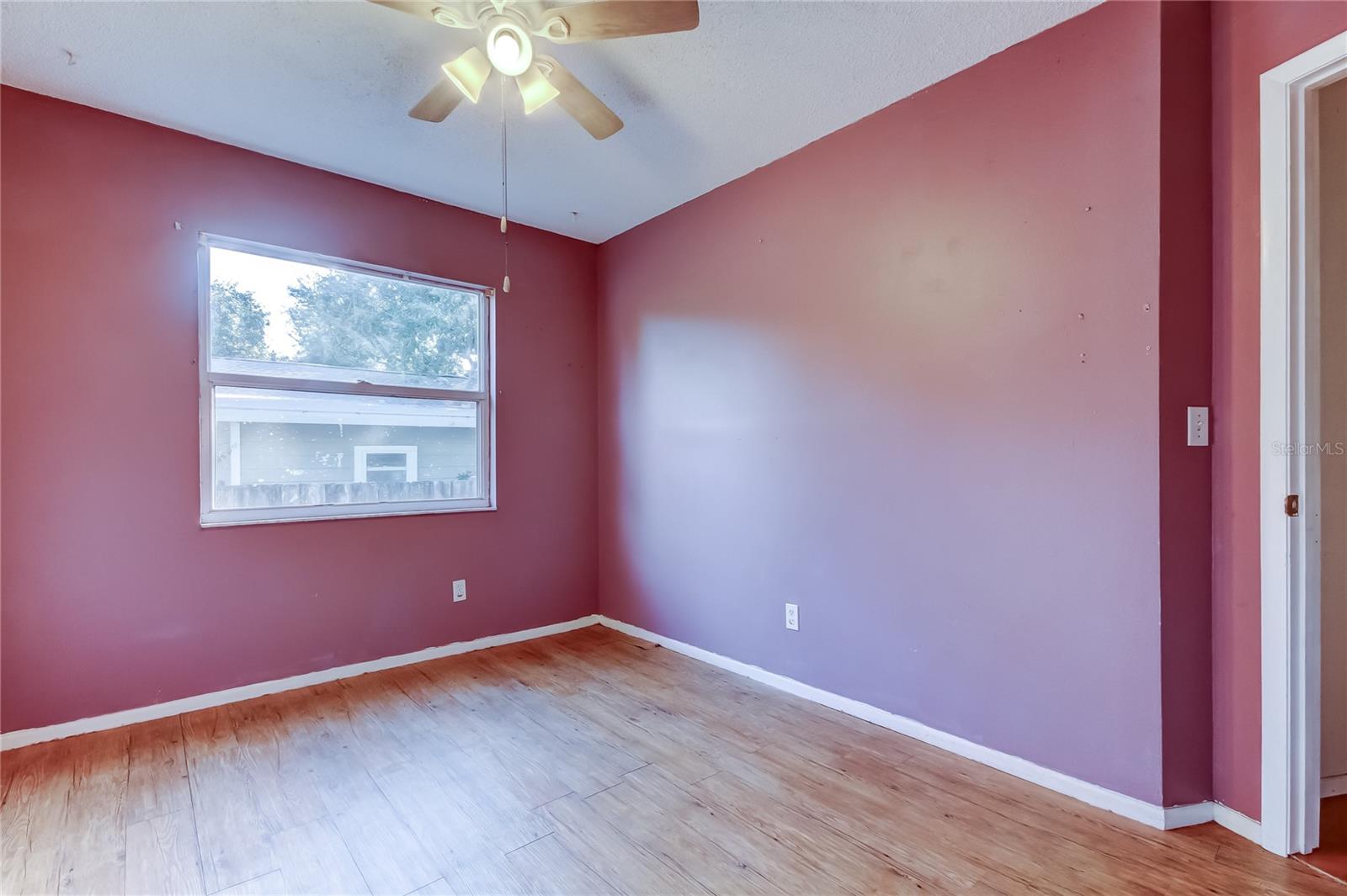 COLONIAL TERRACE - Residential