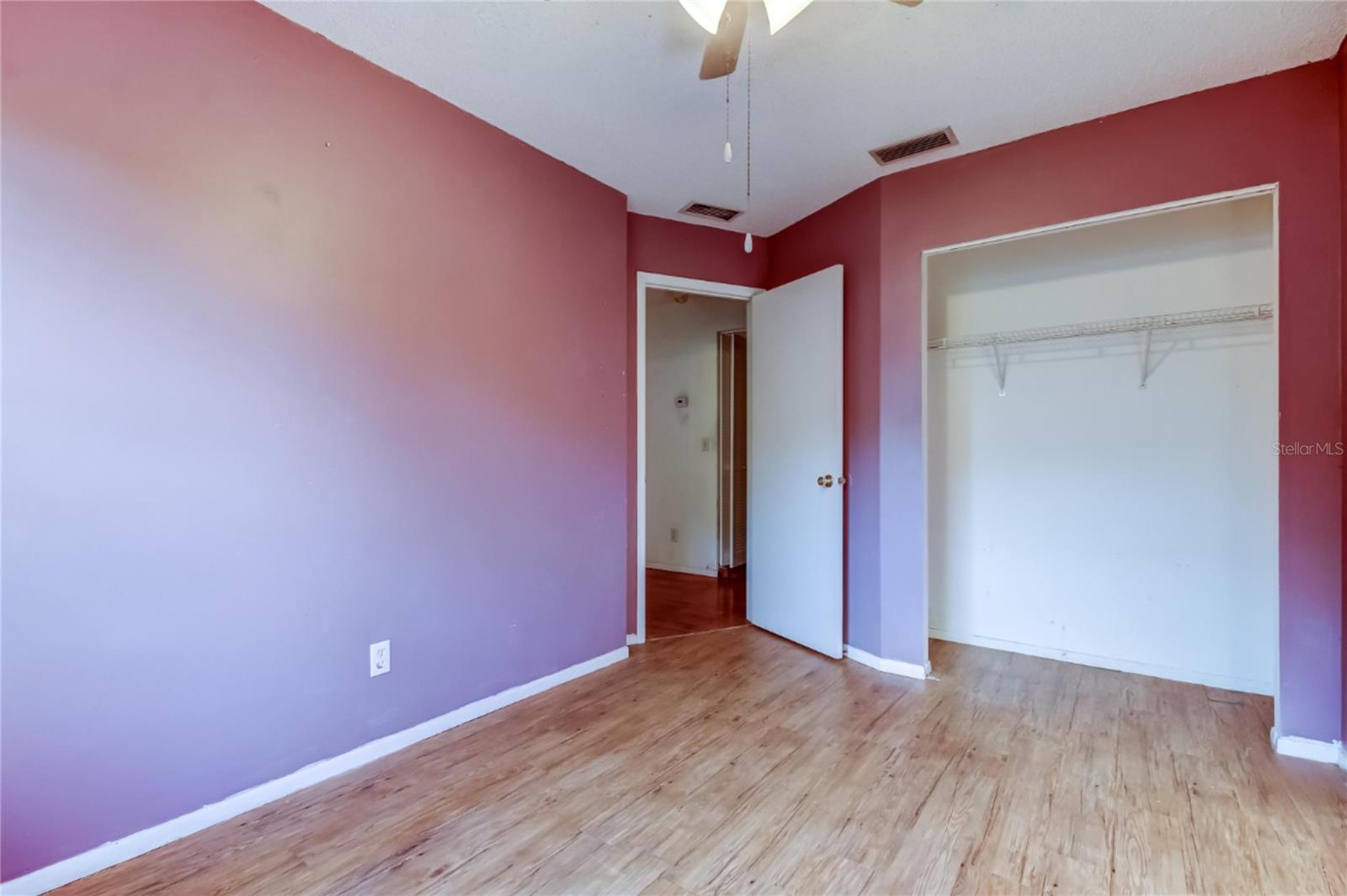 COLONIAL TERRACE - Residential