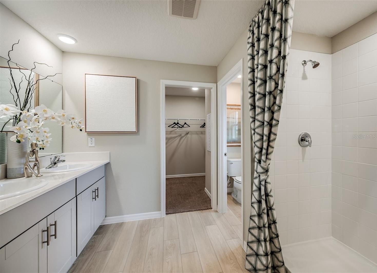 FOREST LAKE PH 2 - Residential