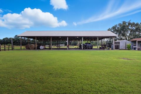 Tiny photo for 9897 NW 160 Avenue, Morriston, FL 32668 (MLS # OM711042)