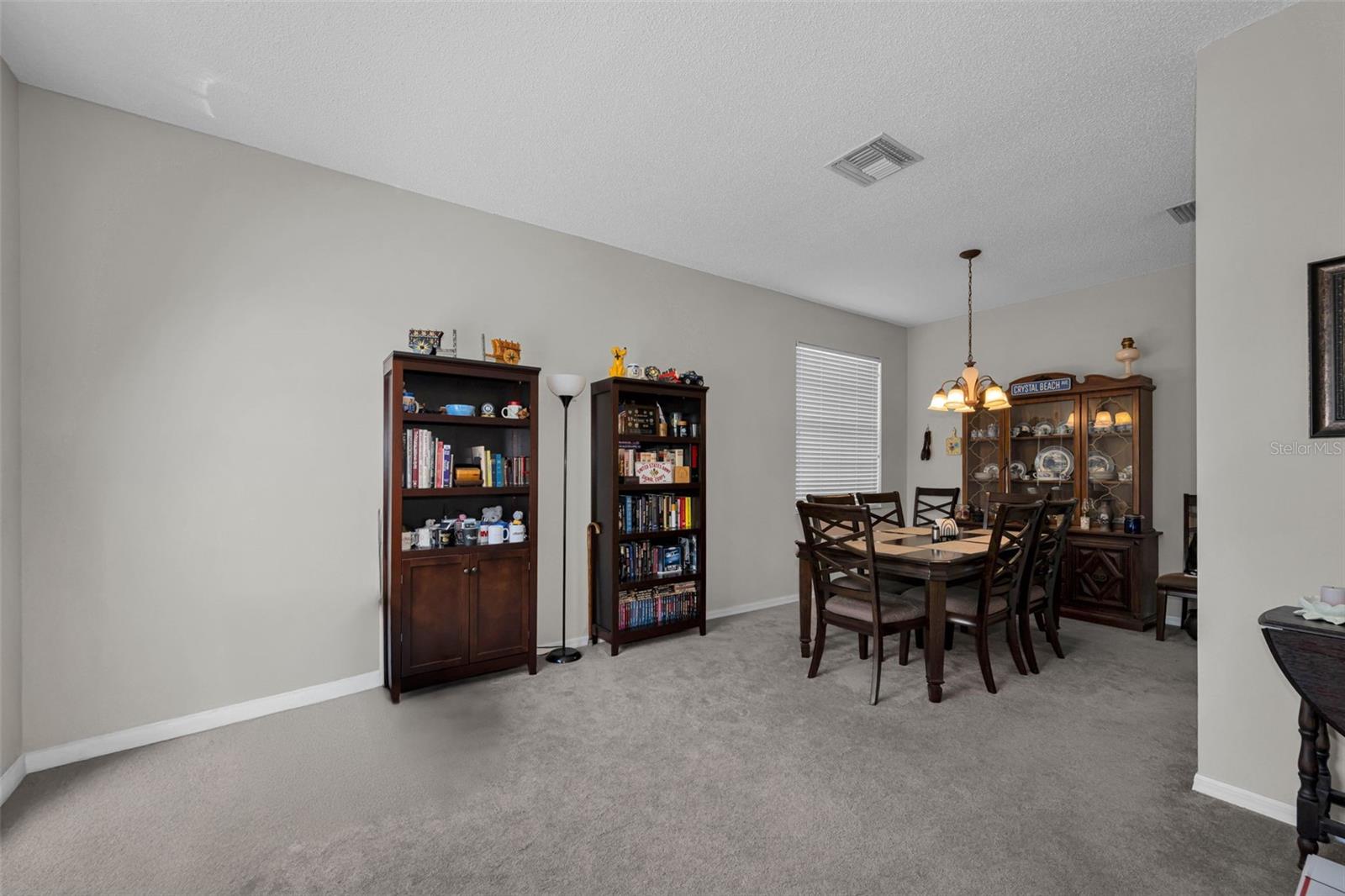 1821 ALVARA PLACE