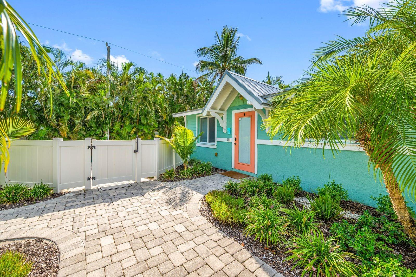 3007 AVENUE E B, BRADENTON BEACH, FL, 34217 4 3007 AVENUE E B
