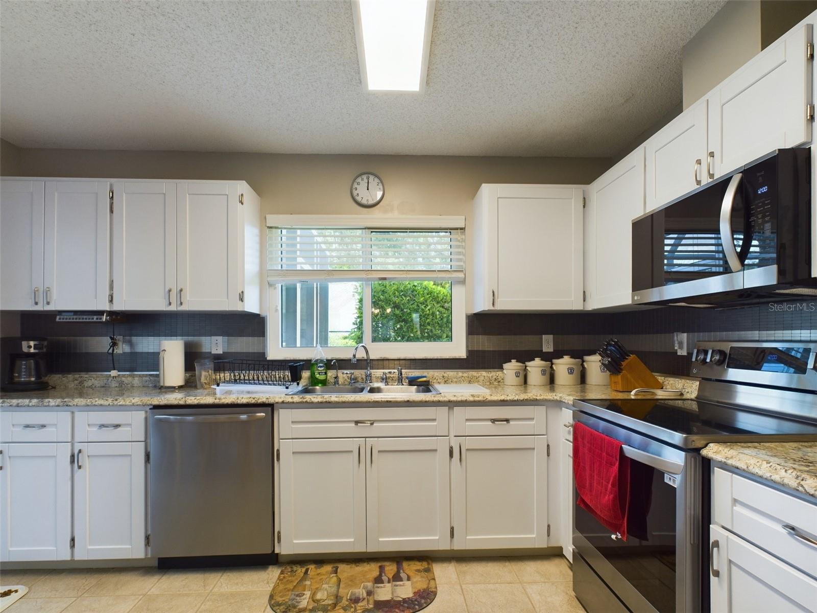 GARDEN LAKES VILLAGE SEC 4 - Residential