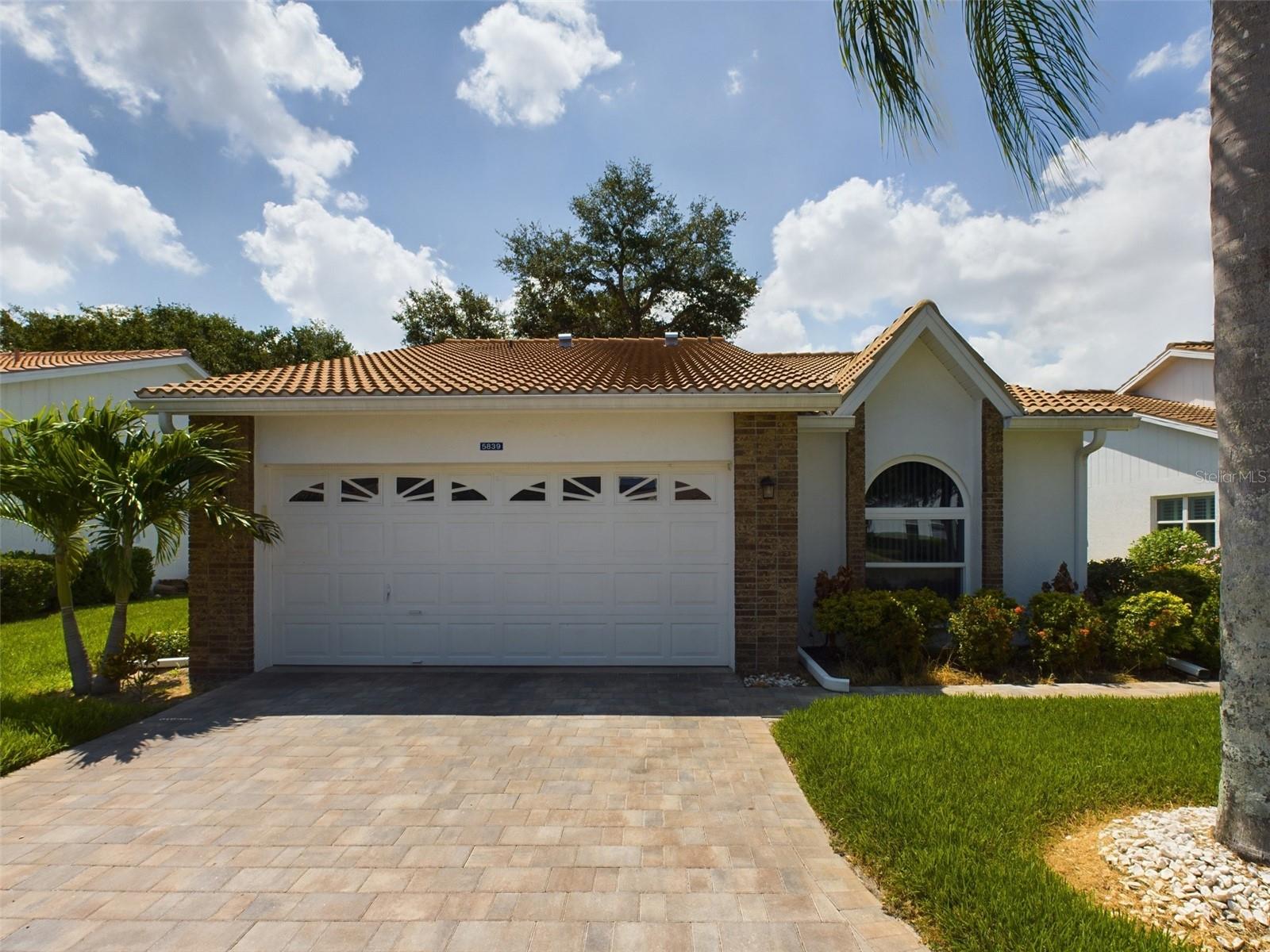 5839 GARDEN LAKES DRIVE