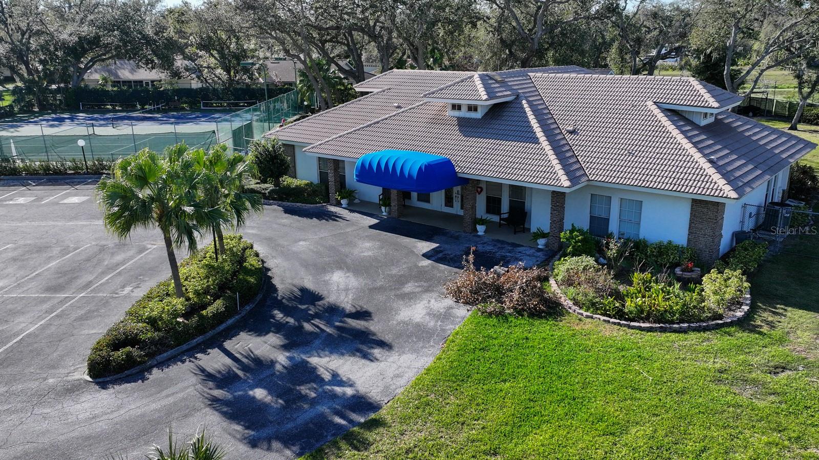 GARDEN LAKES VILLAGE SEC 4 - Residential