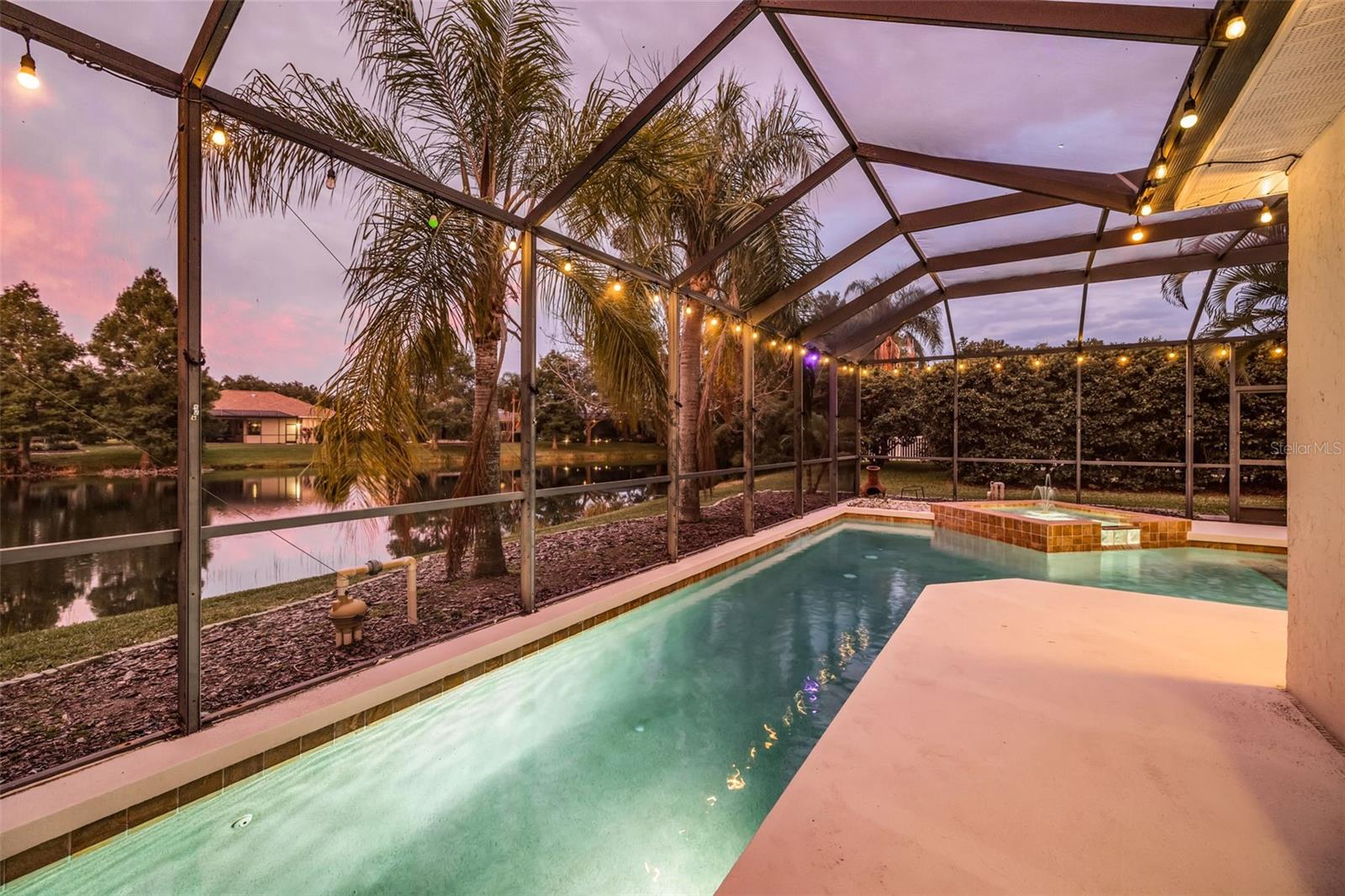 6215 WARBLER LANE