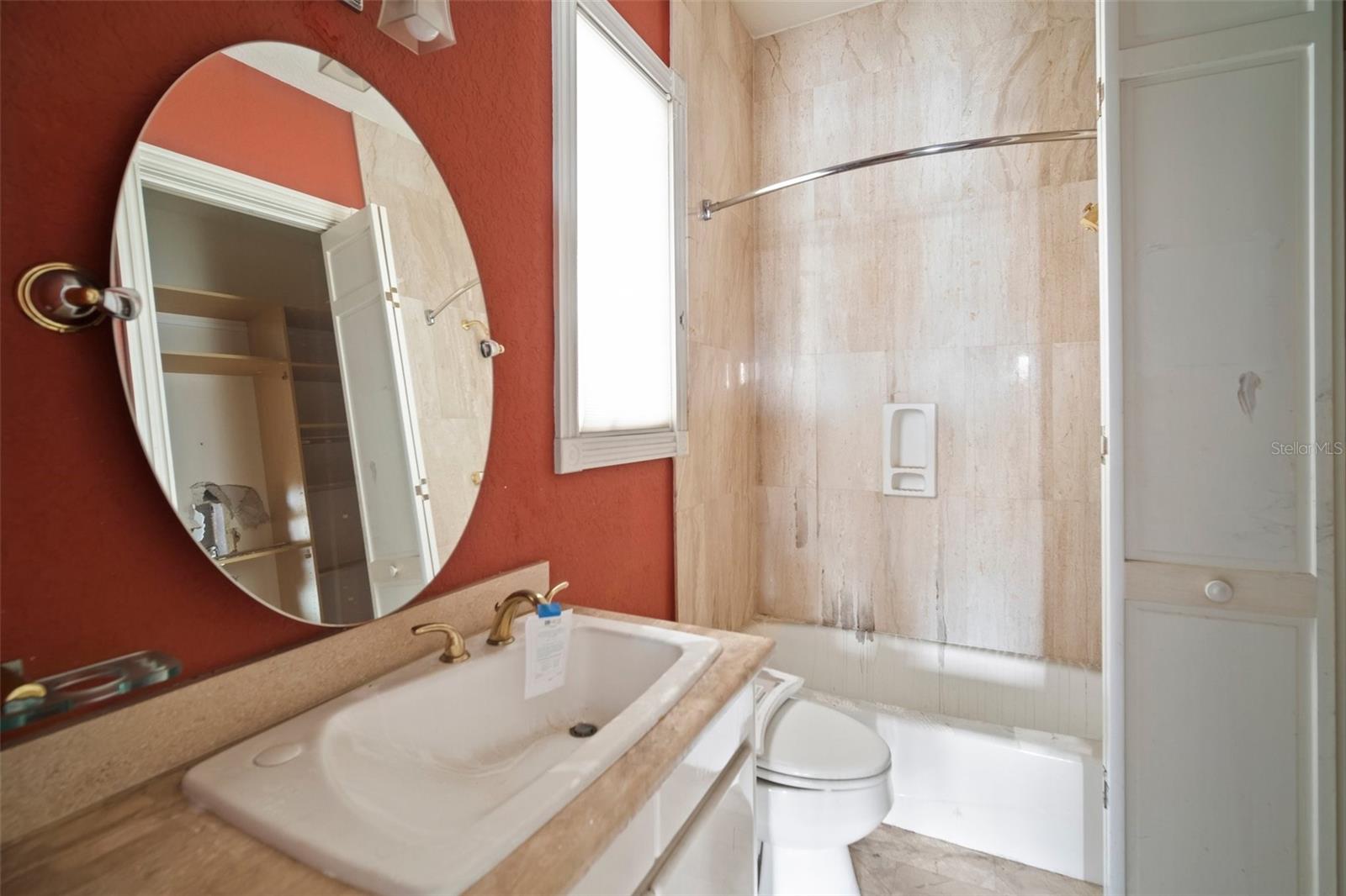 TIERRA VERDE UNIT 1 4TH REP TR B REP - Residential