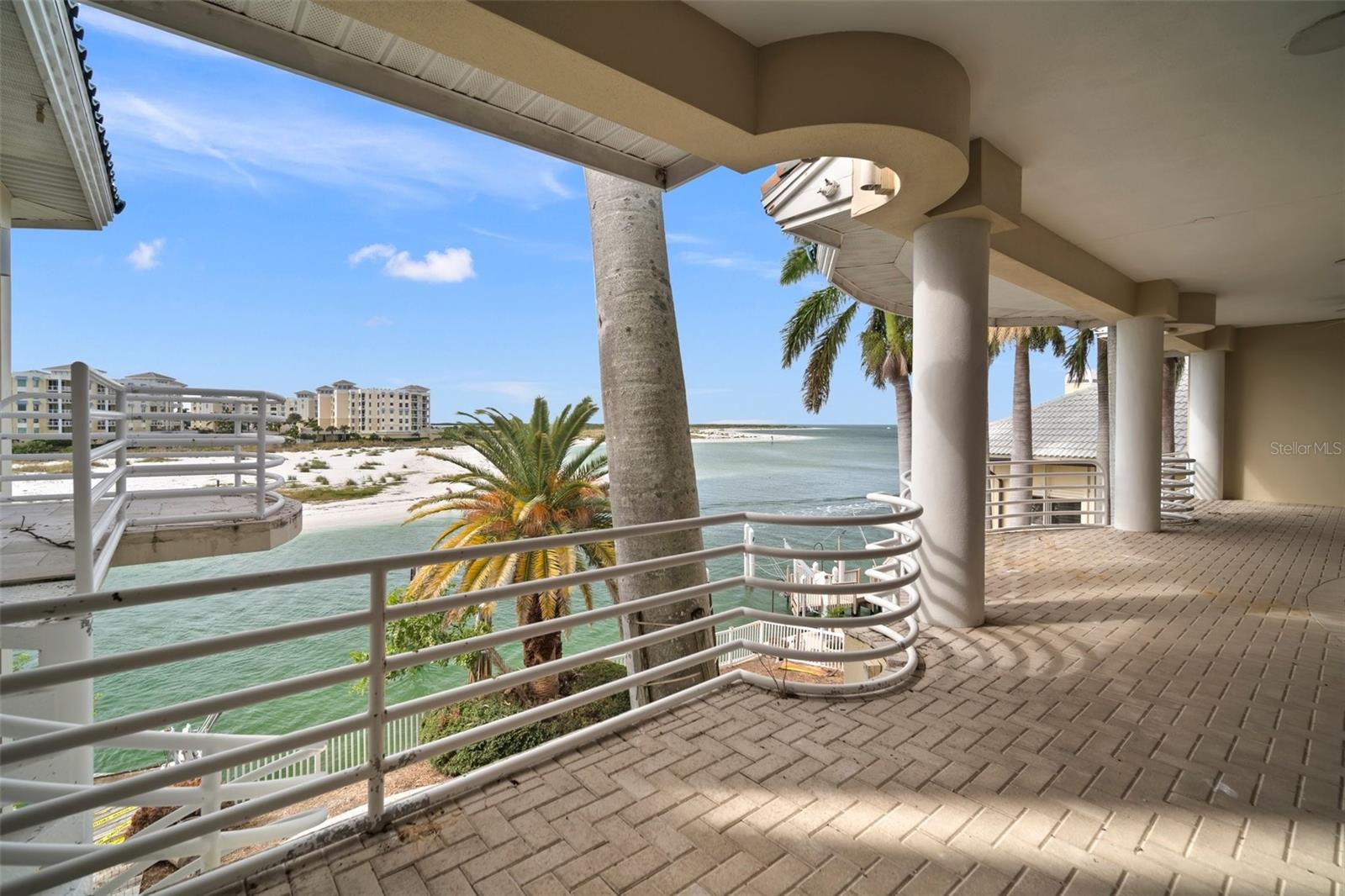 TIERRA VERDE UNIT 1 4TH REP TR B REP - Residential