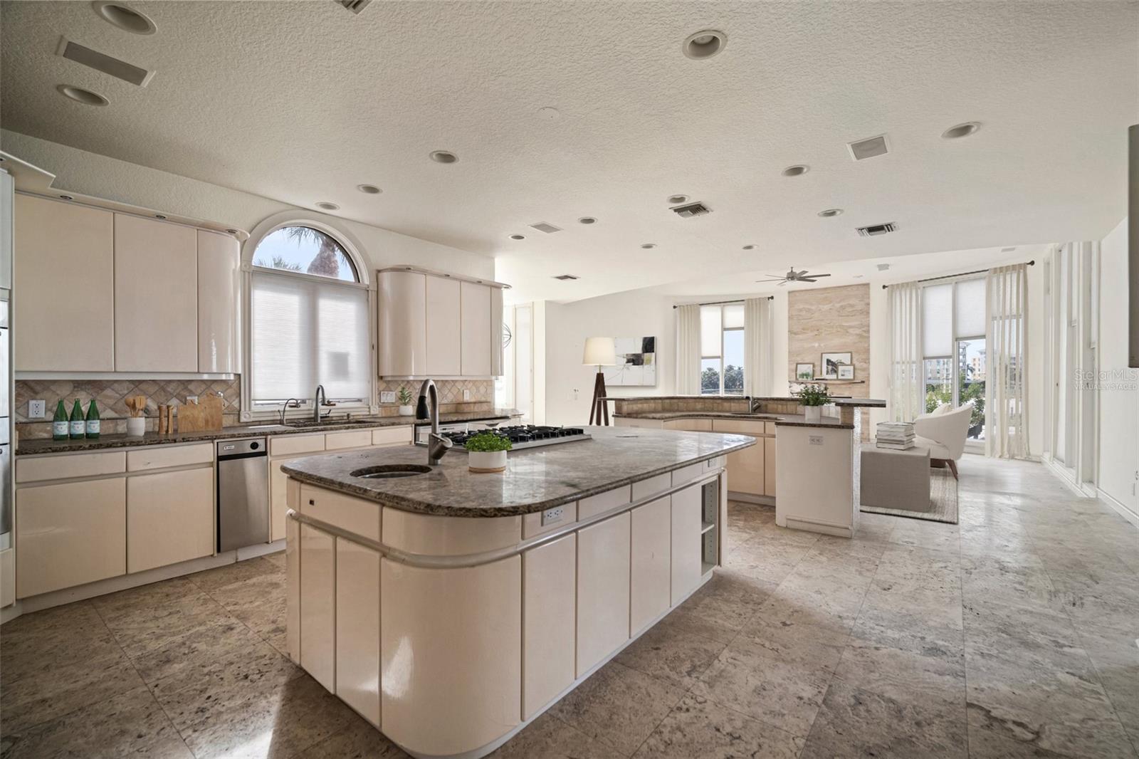 TIERRA VERDE UNIT 1 4TH REP TR B REP - Residential