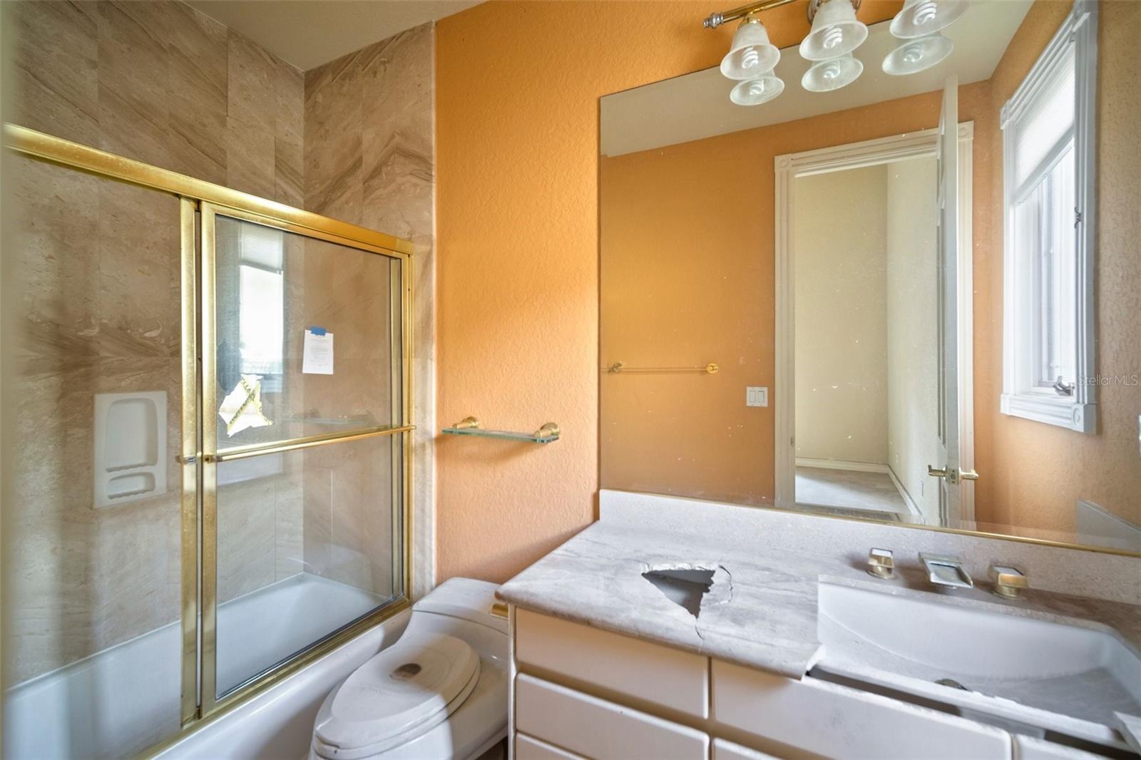 TIERRA VERDE UNIT 1 4TH REP TR B REP - Residential