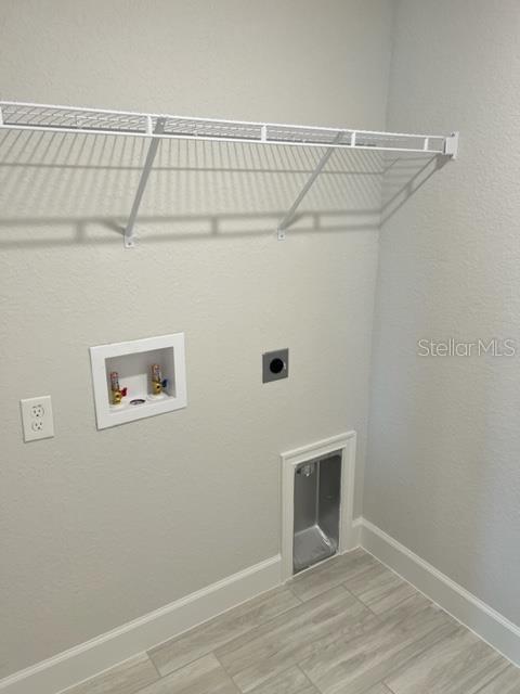 SUMMERCREST - Residential