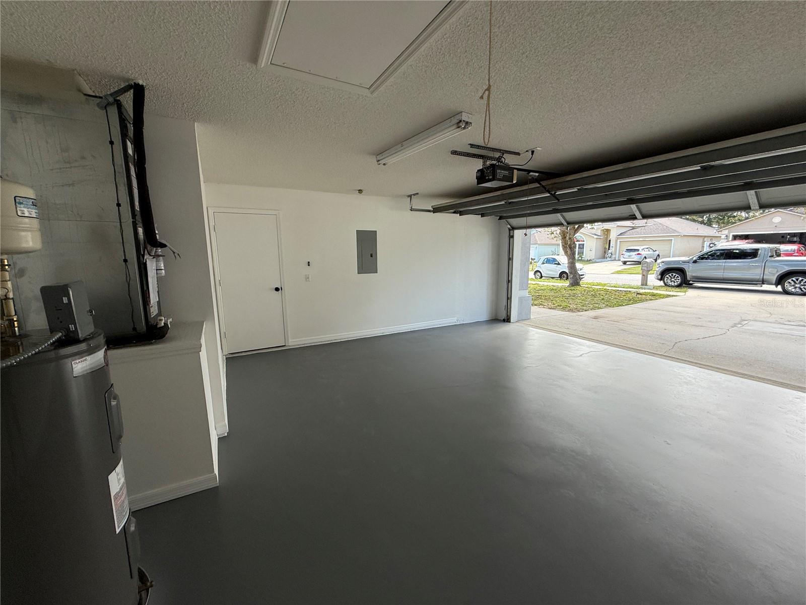 EAGLERIDGE PH 02 - Residential