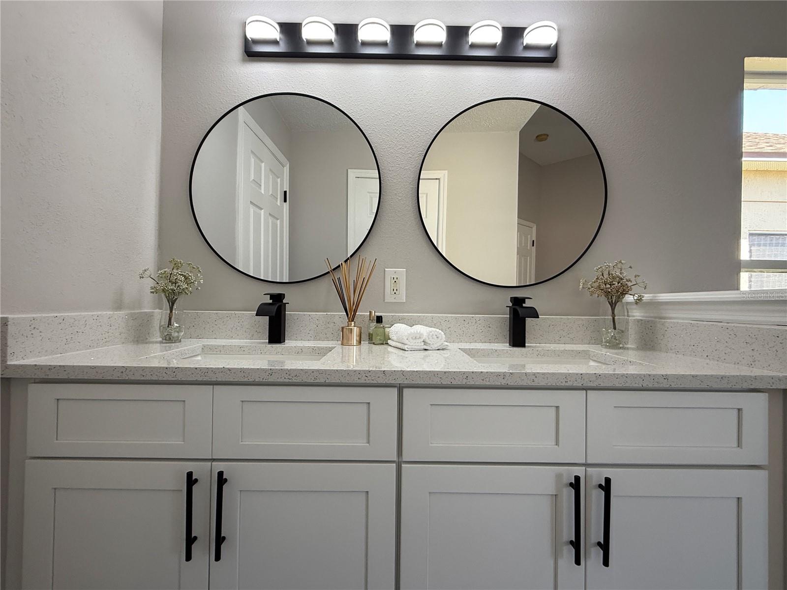 EAGLERIDGE PH 02 - Residential