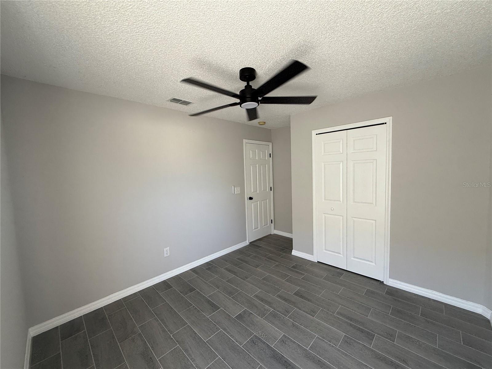 EAGLERIDGE PH 02 - Residential