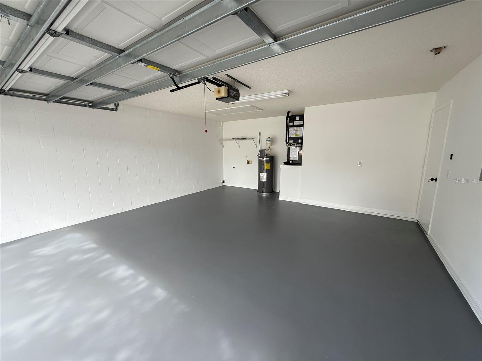 EAGLERIDGE PH 02 - Residential