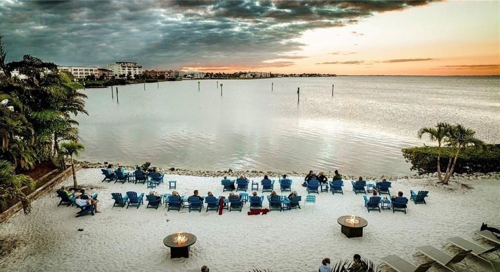 CAPE CORAL - Land