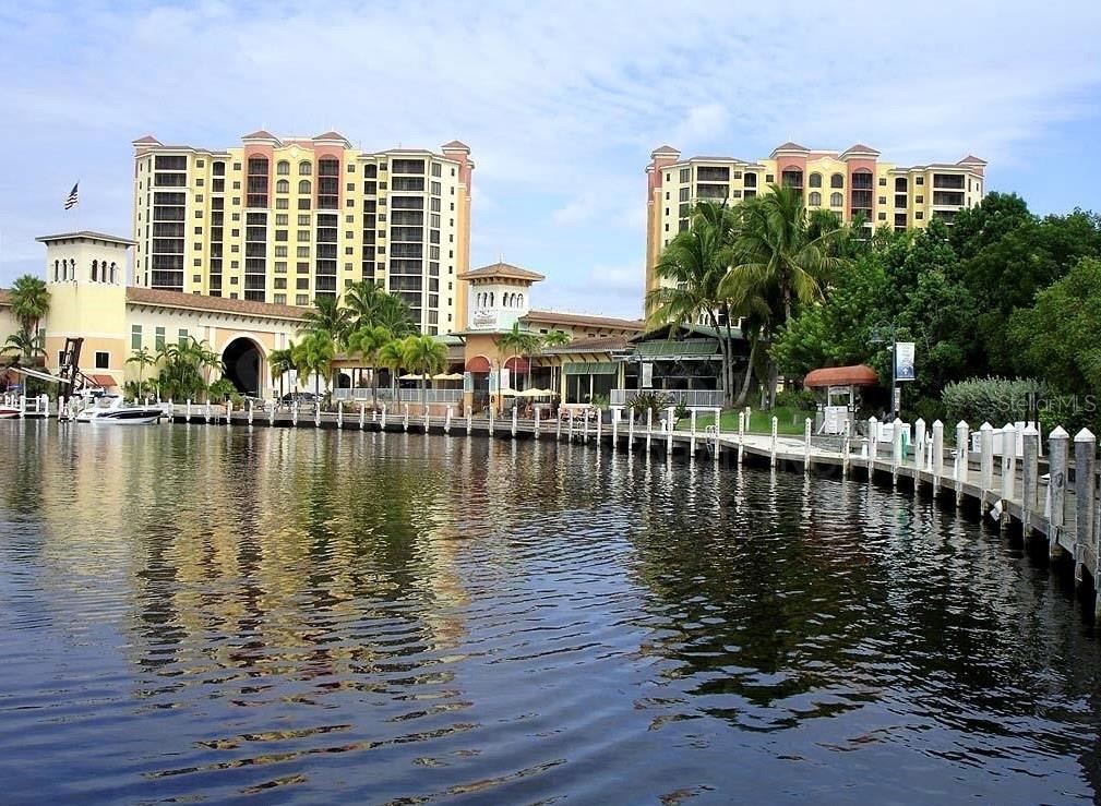 CAPE CORAL - Land