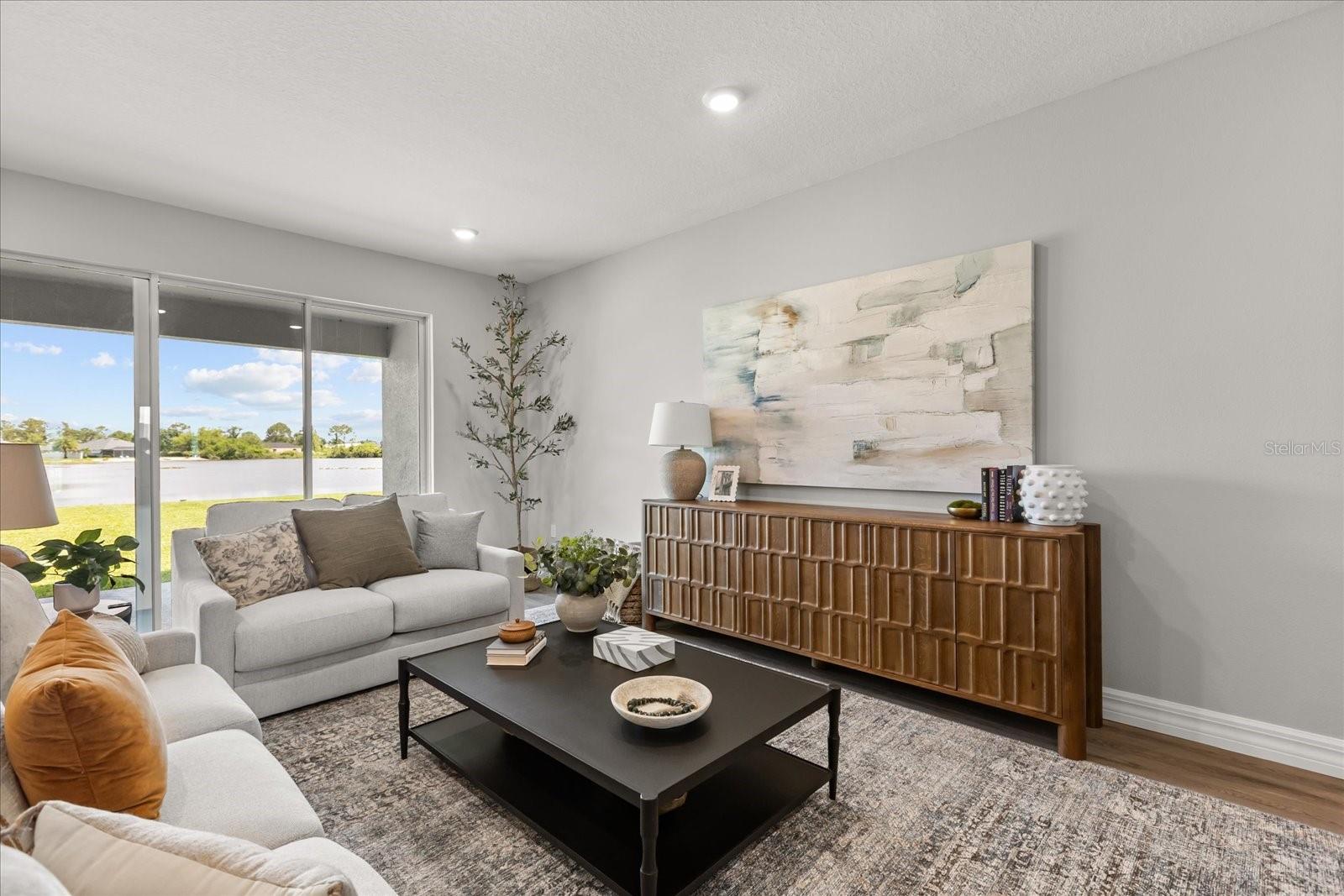 SUN N LAKE - Residential