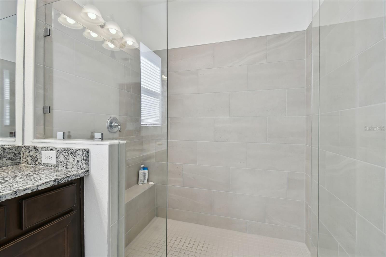 NORTH RIVER RMORGANS GLEN PH - Residential Lease