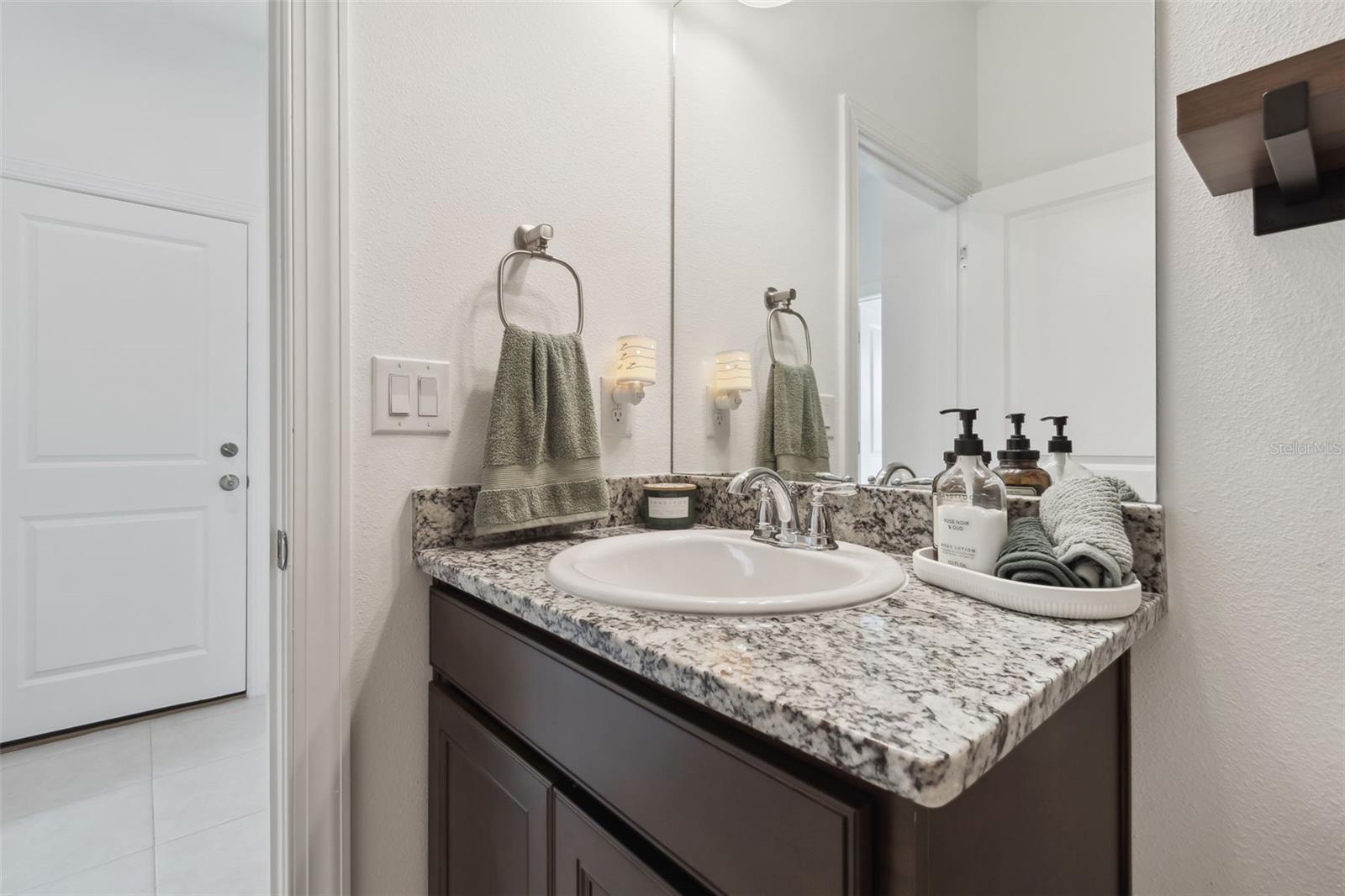 NORTH RIVER RMORGANS GLEN PH - Residential Lease