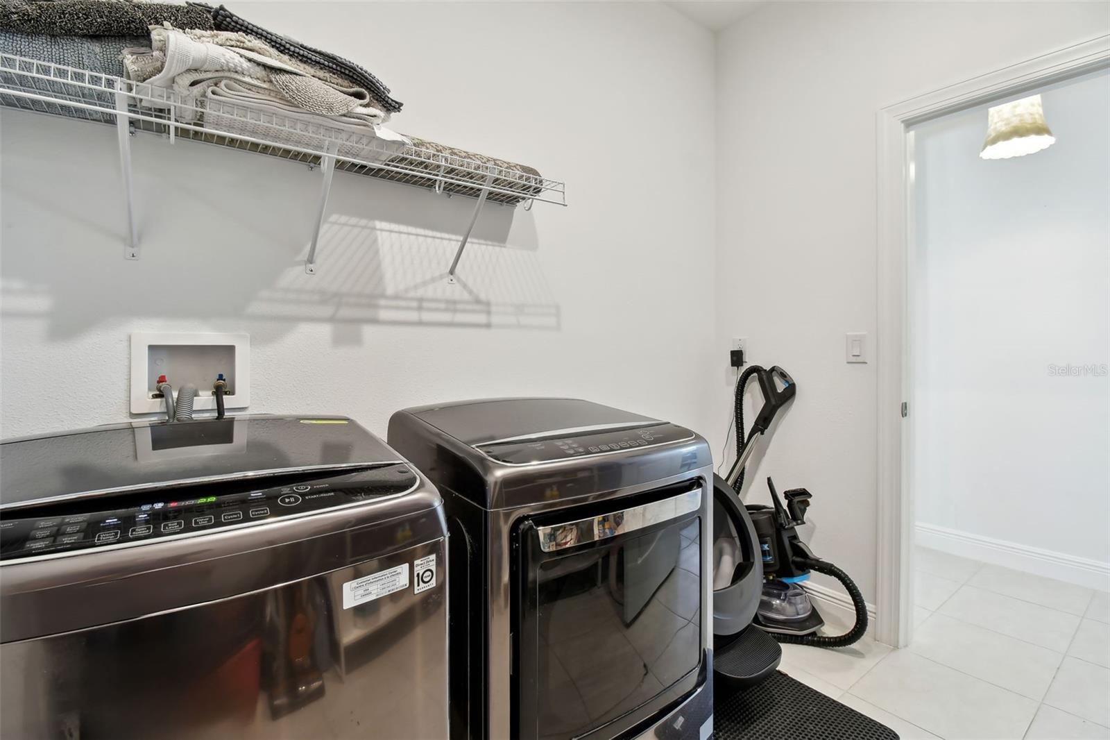 NORTH RIVER RMORGANS GLEN PH - Residential Lease