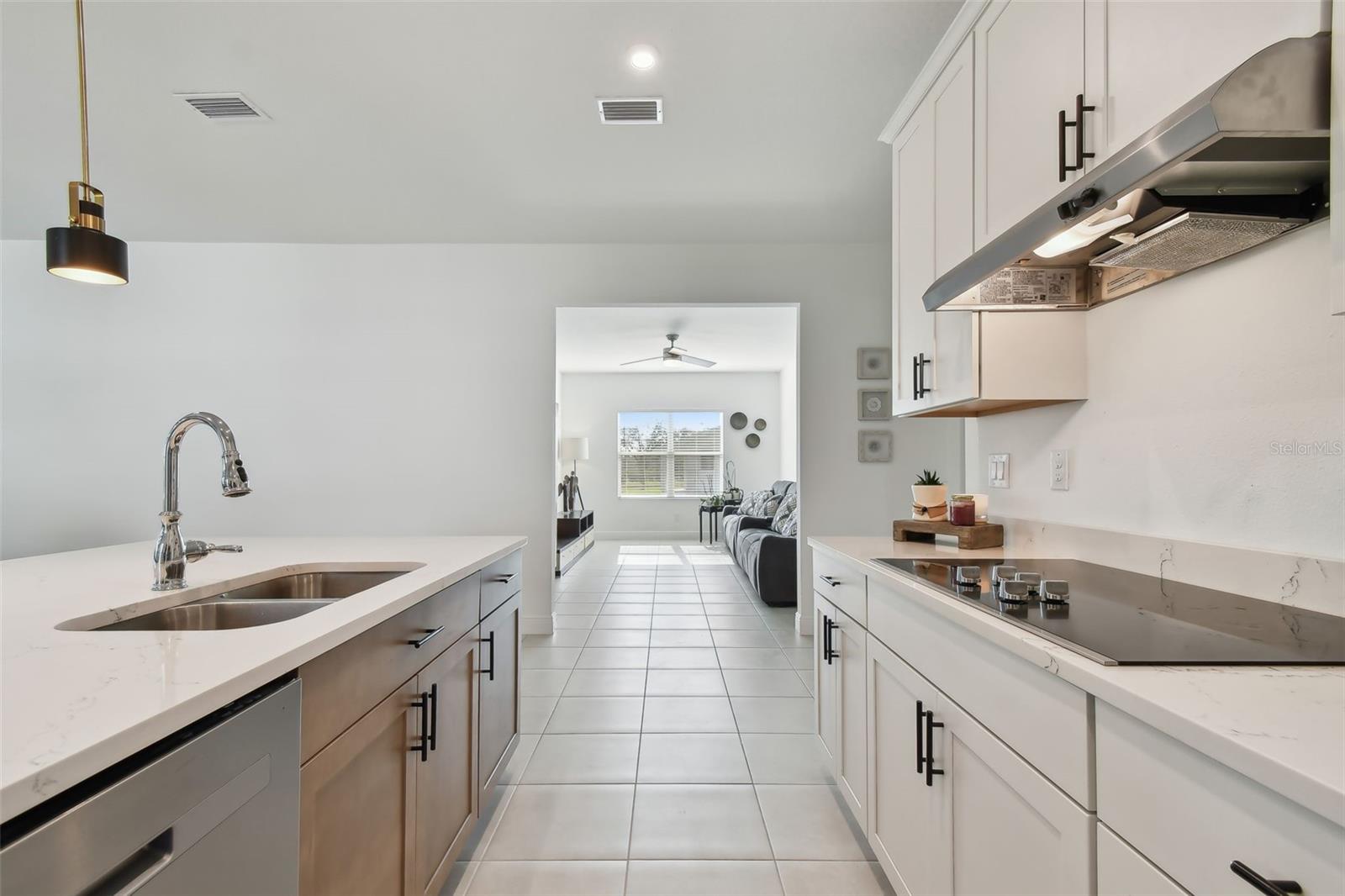 NORTH RIVER RMORGANS GLEN PH - Residential Lease