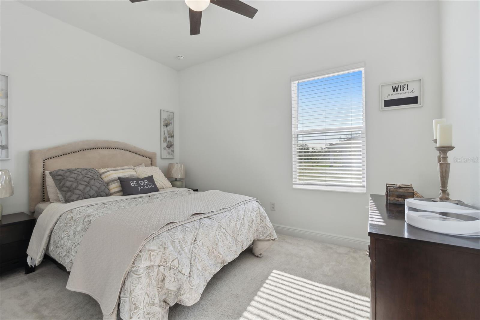 NORTH RIVER RMORGANS GLEN PH - Residential Lease