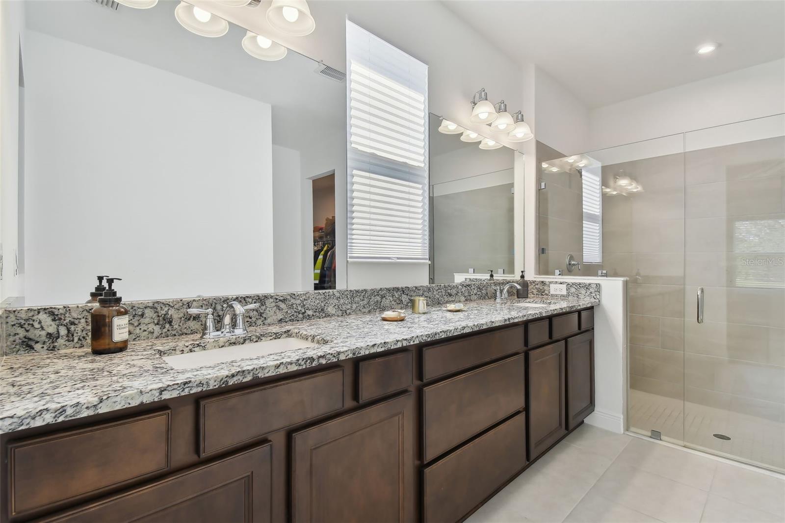 NORTH RIVER RMORGANS GLEN PH - Residential Lease