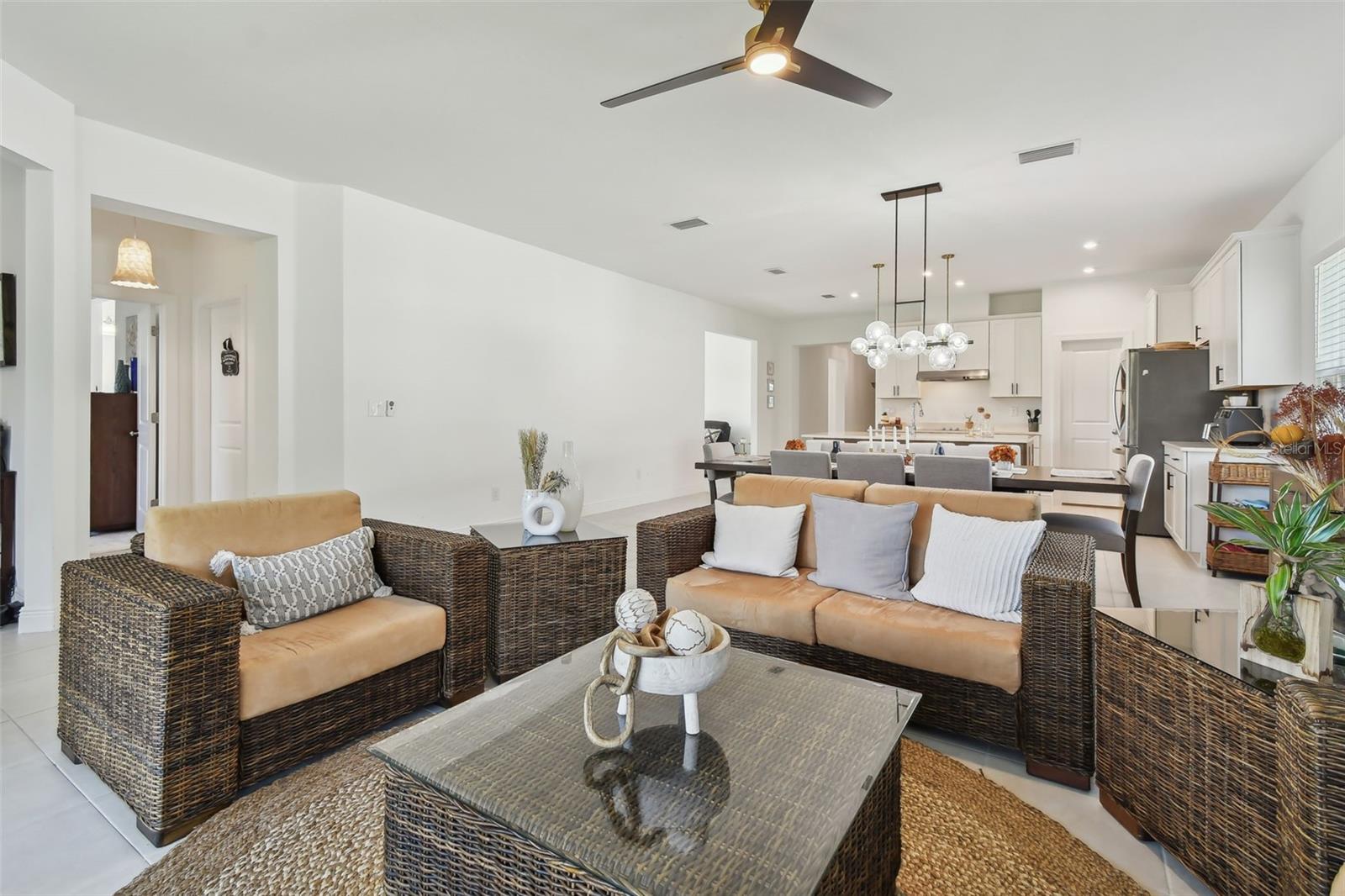 NORTH RIVER RMORGANS GLEN PH - Residential Lease