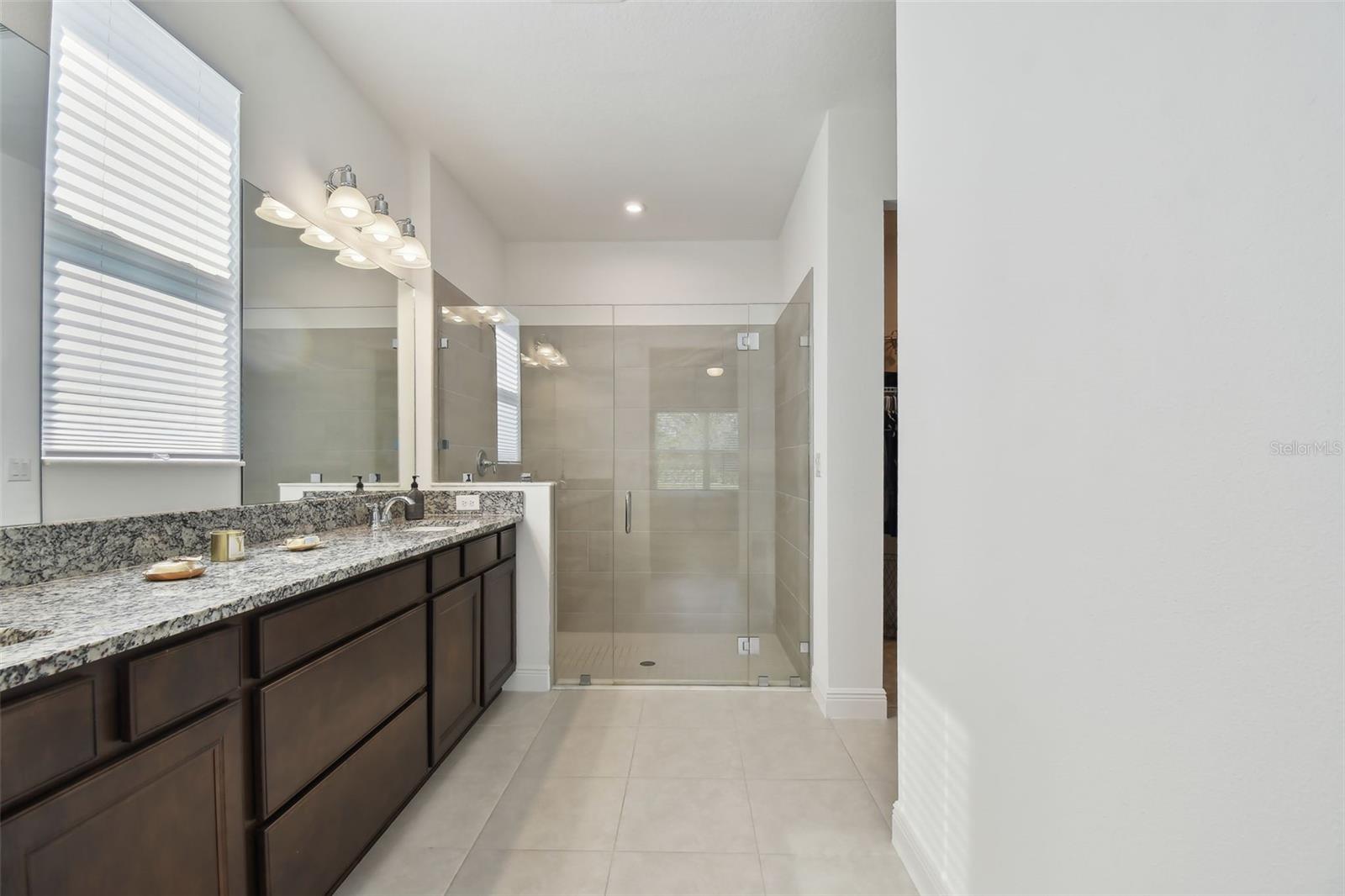 NORTH RIVER RMORGANS GLEN PH - Residential Lease