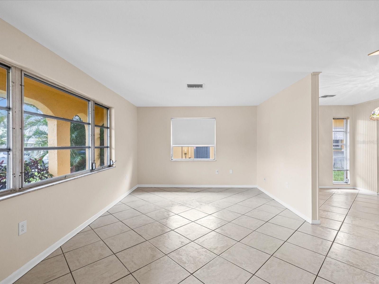 1547 ANDOVER DRIVE