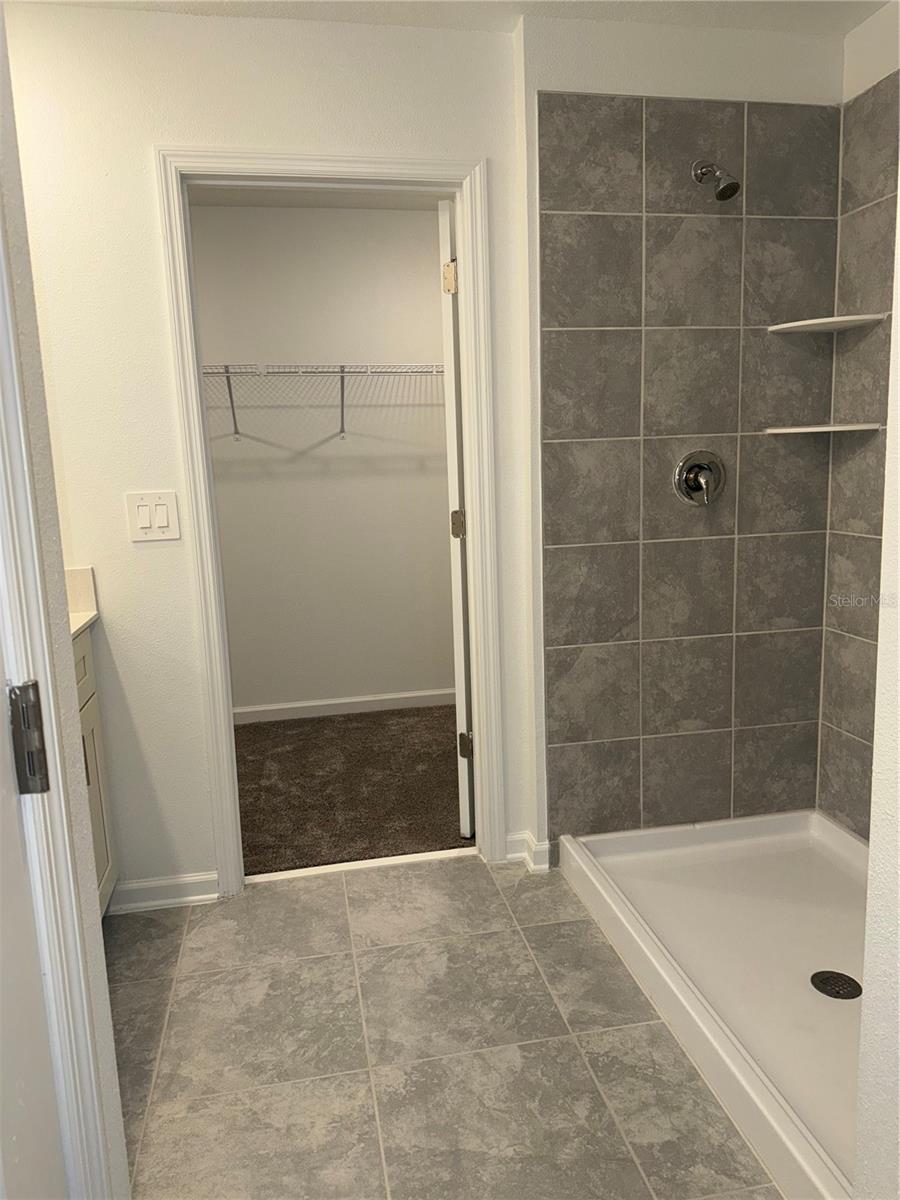 RANCHES/LK MCLEOD II - Residential Lease