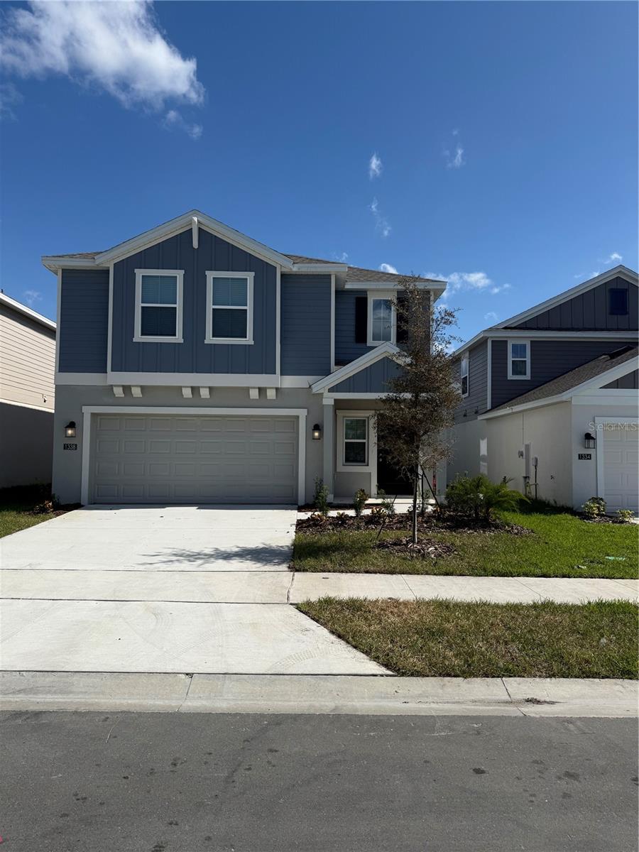 RANCHES/LK MCLEOD II - Residential Lease