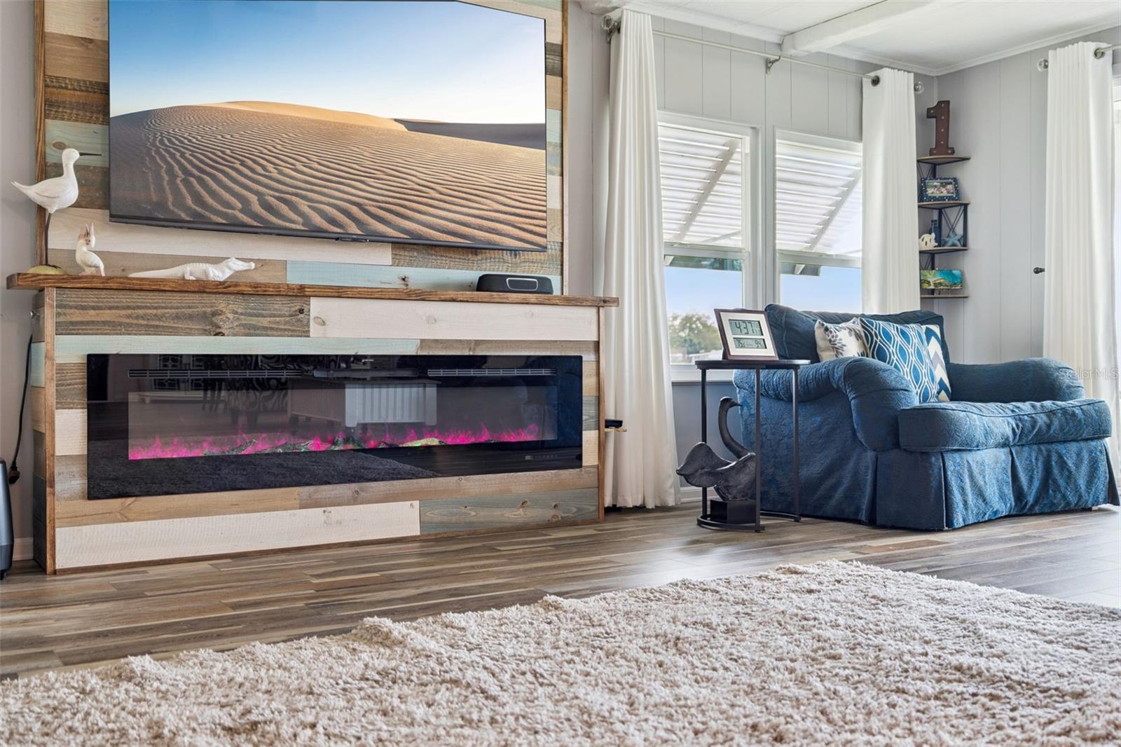 BANBURY VILLAGE CONDO - Residential