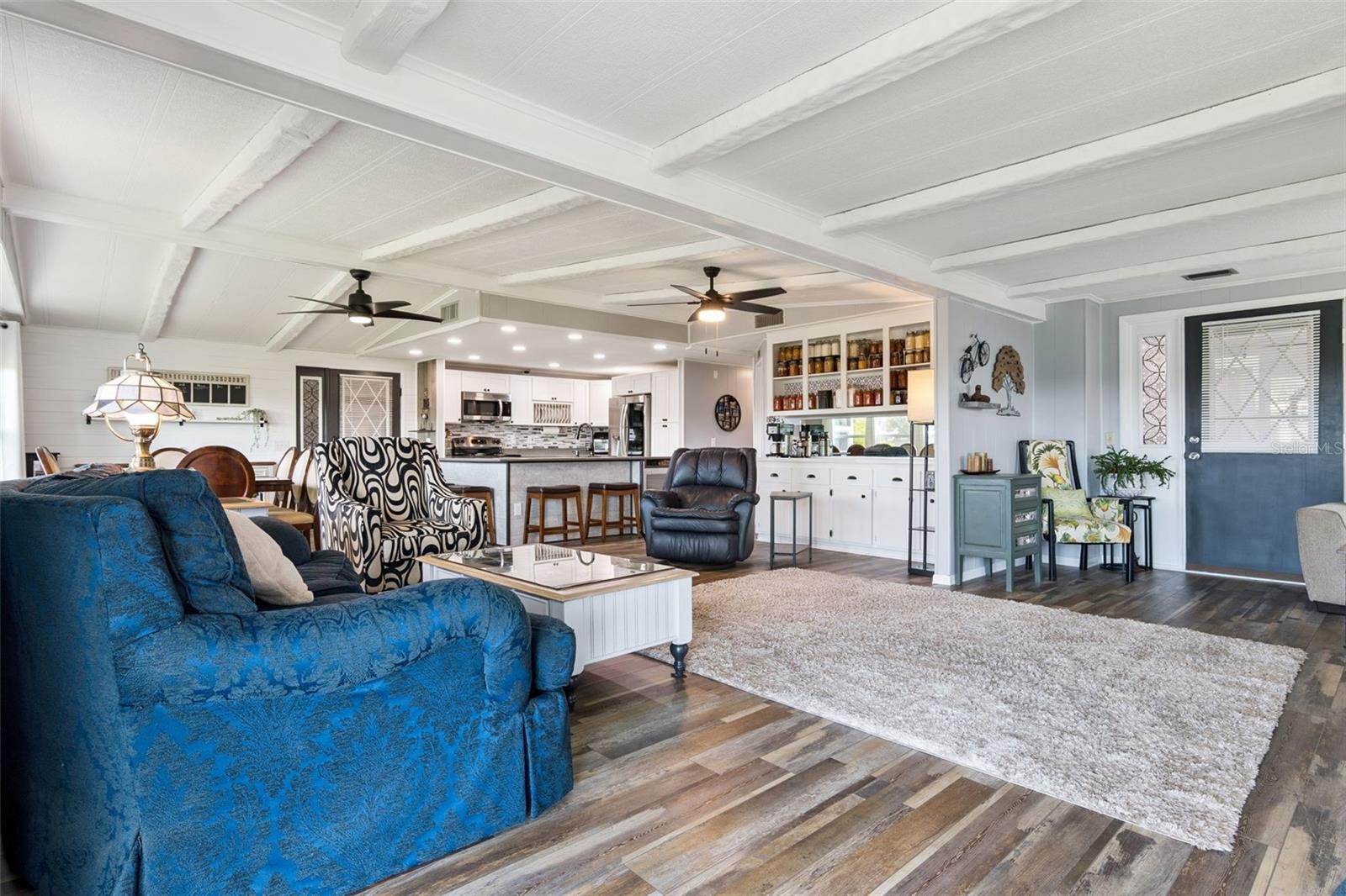 BANBURY VILLAGE CONDO - Residential