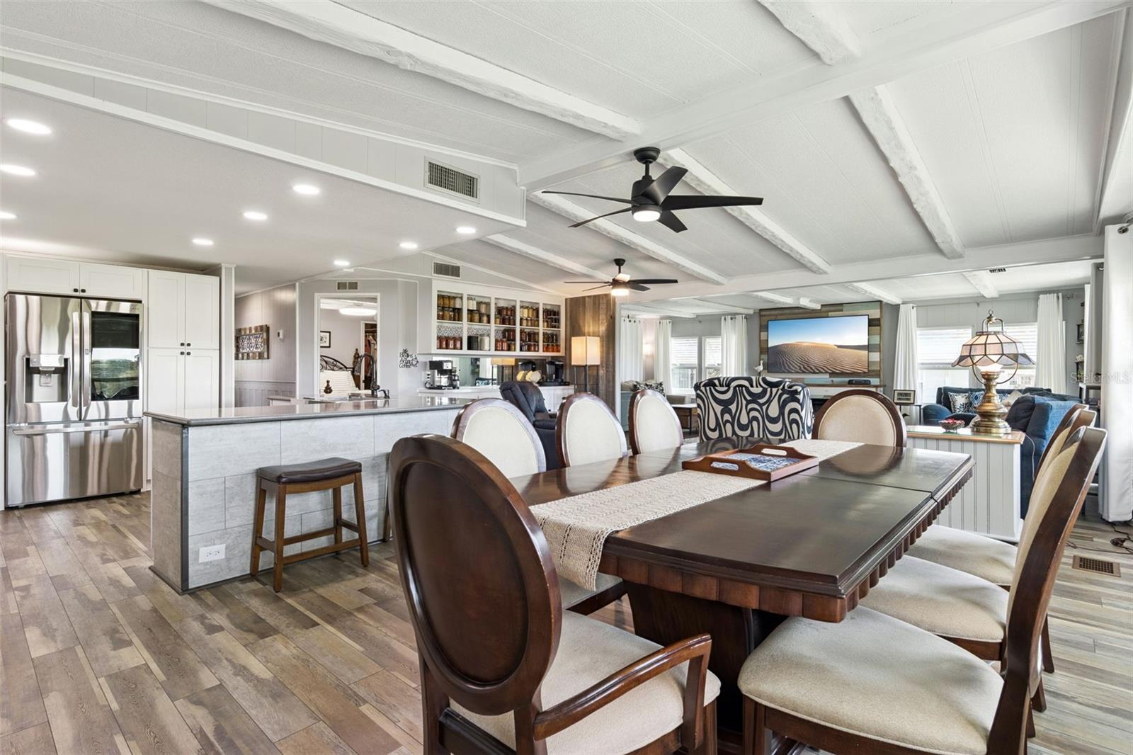 BANBURY VILLAGE CONDO - Residential