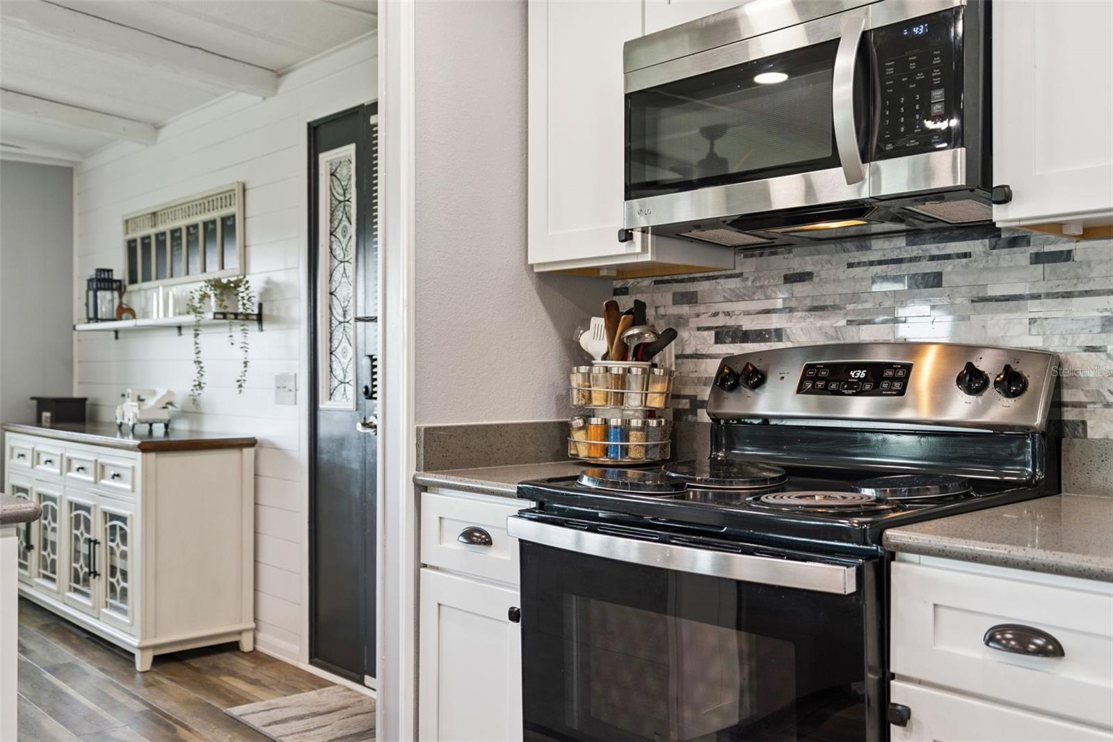 BANBURY VILLAGE CONDO - Residential