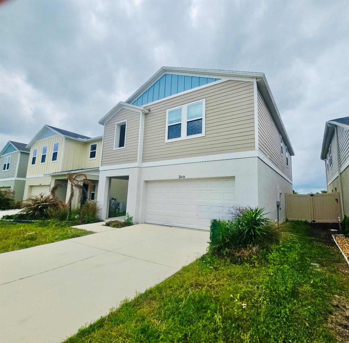 PASADENA POINT PH 1 - Residential Lease