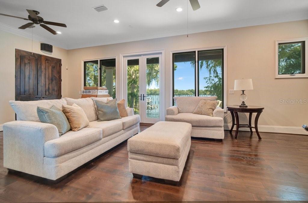 ROSE ISLE SEC 03 - Residential