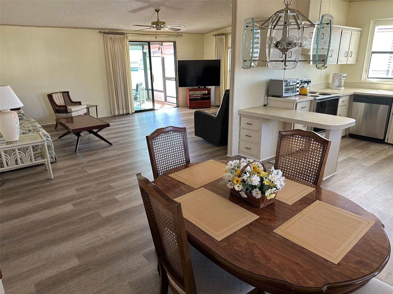 RIDGEWOOD OAKS PH II & III - Residential