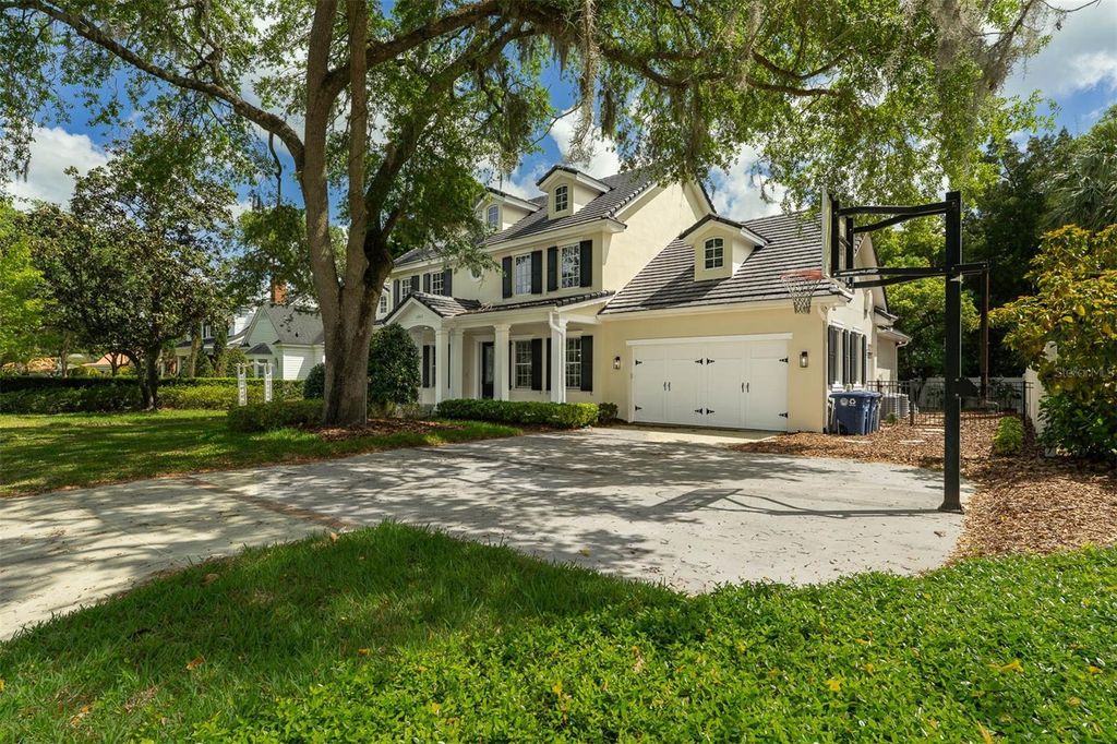 Photo of 1860 Via Contessa, Winter Park, FL 32789 (MLS # O6348816)