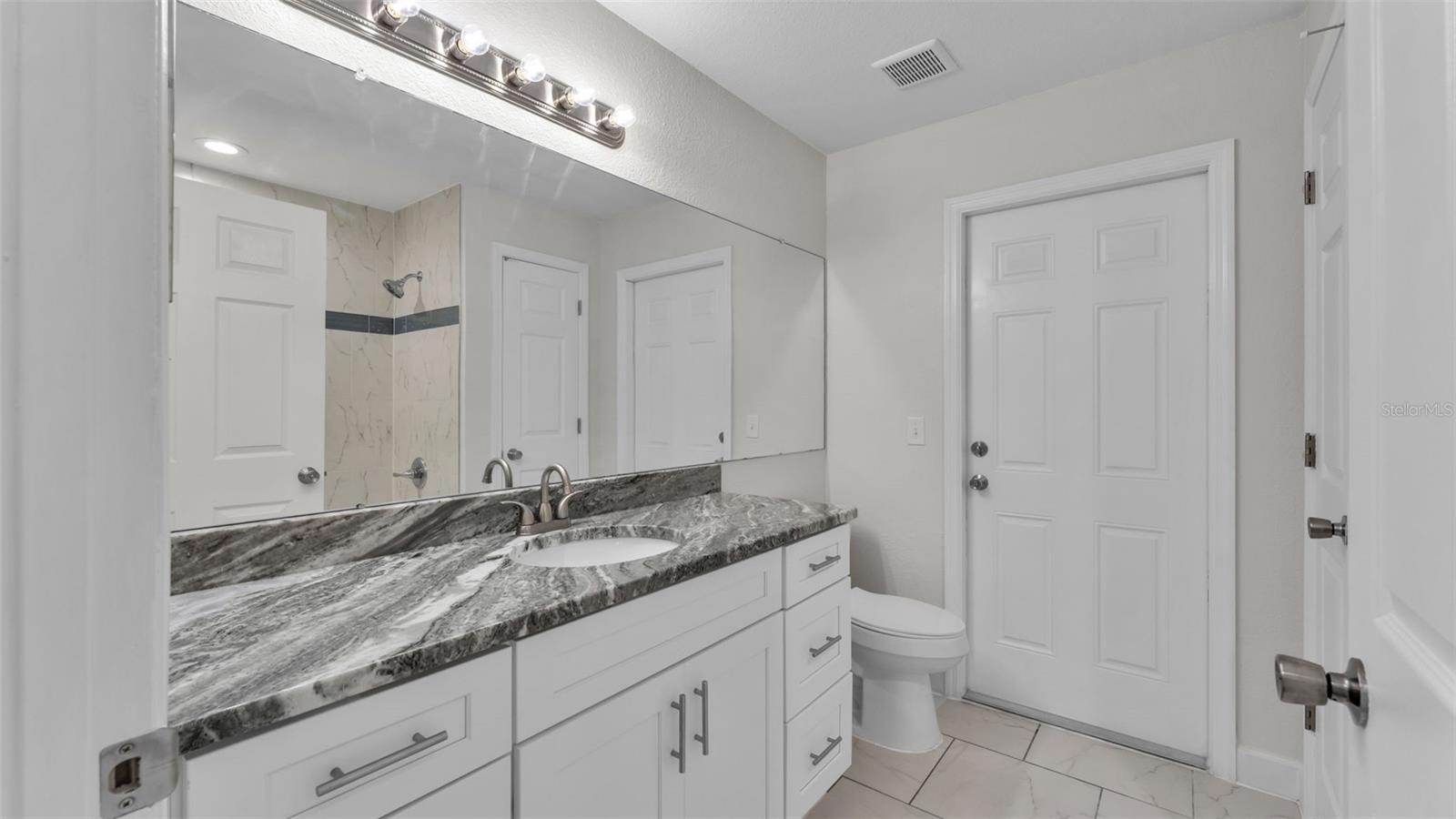 RIDGEMONT - Residential