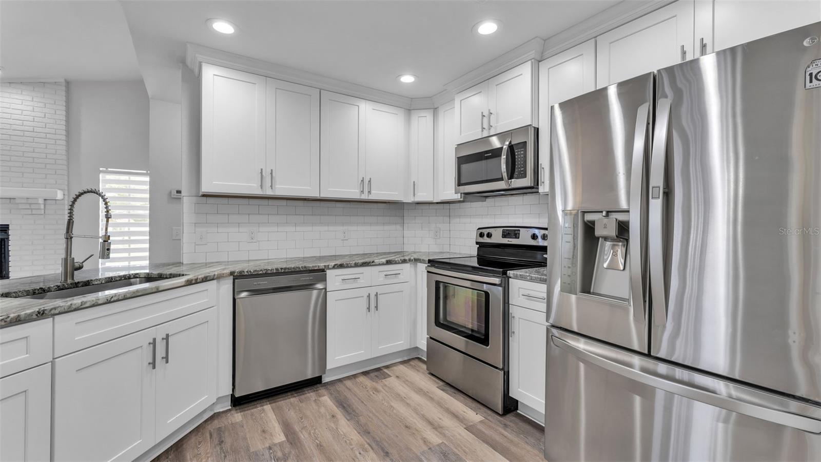 RIDGEMONT - Residential