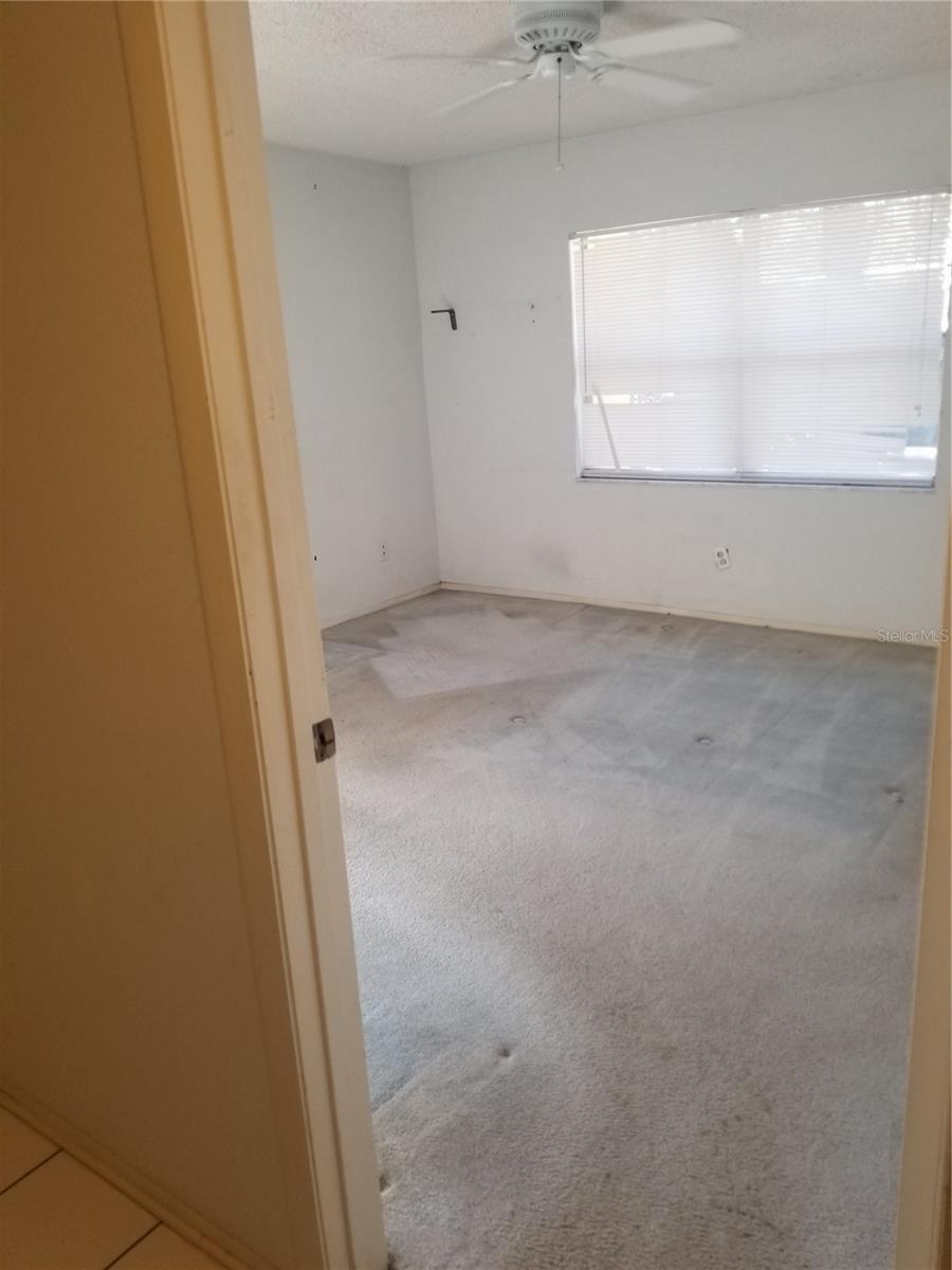 THE OAKS UNIT II A CONDO - Residential