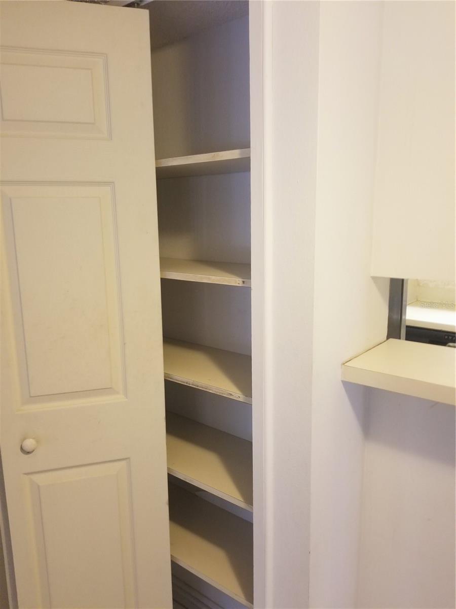 THE OAKS UNIT II A CONDO - Residential