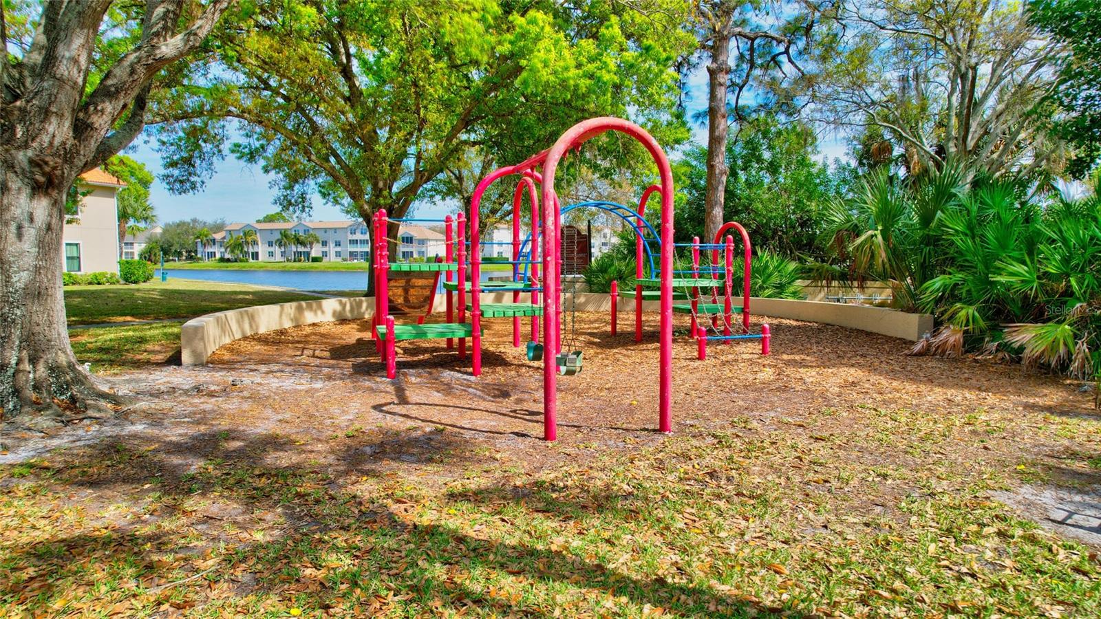 VINTAGE GRAND - Residential