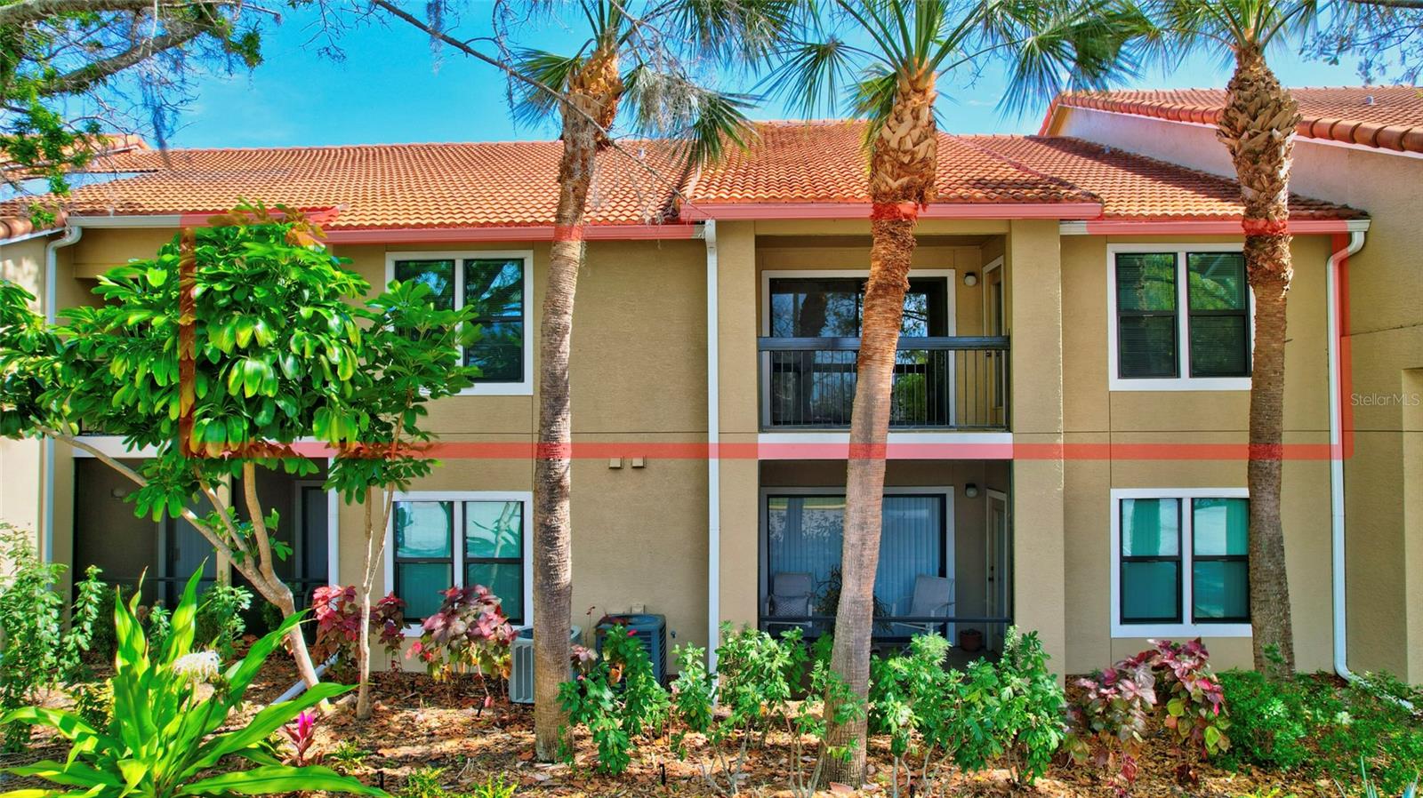 VINTAGE GRAND - Residential