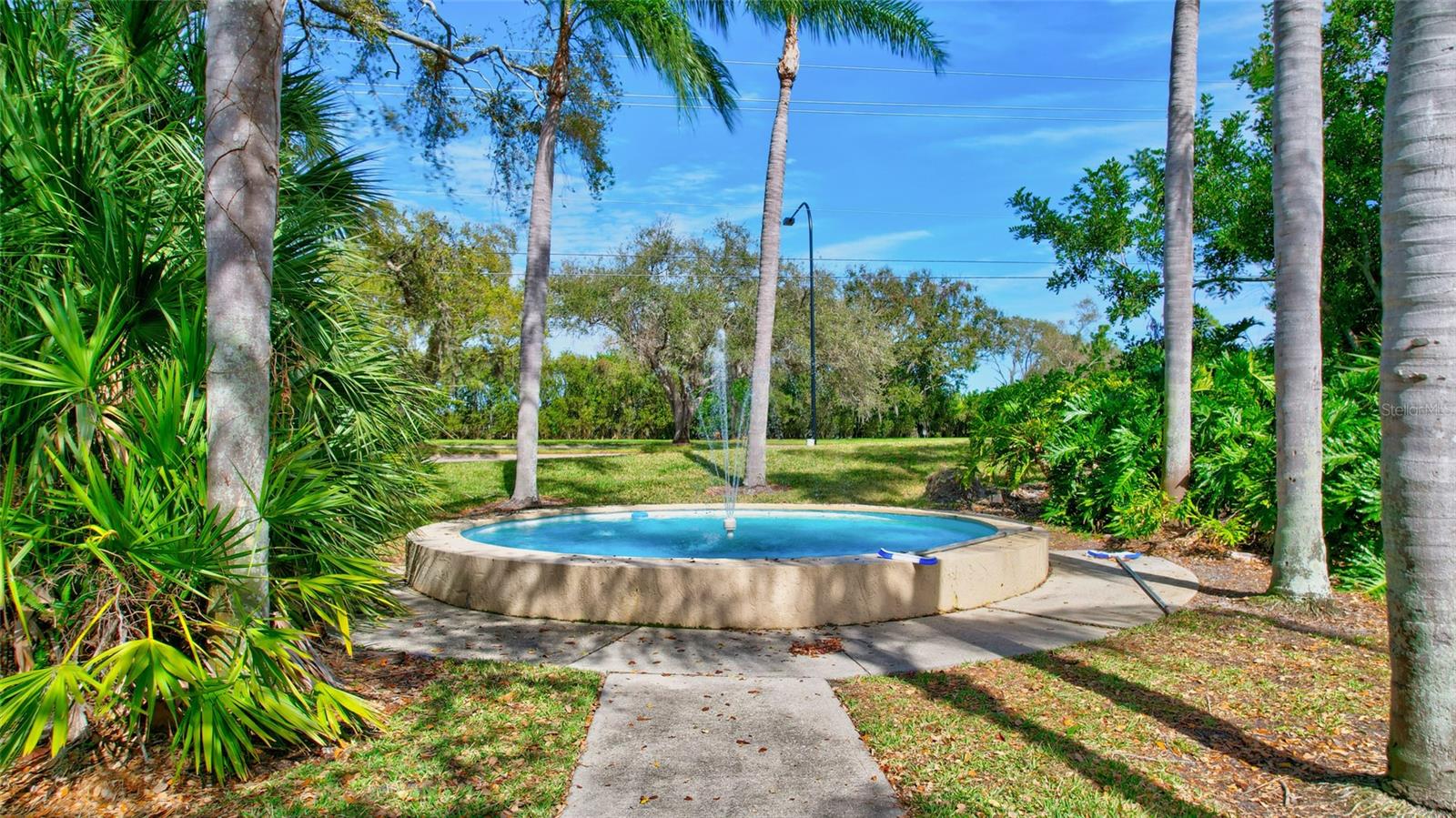 VINTAGE GRAND - Residential