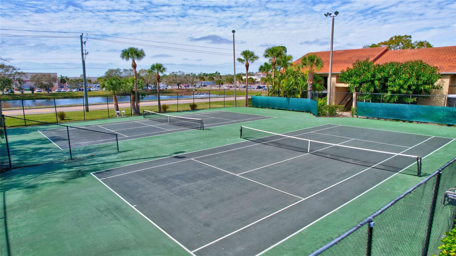 VINTAGE GRAND - Residential